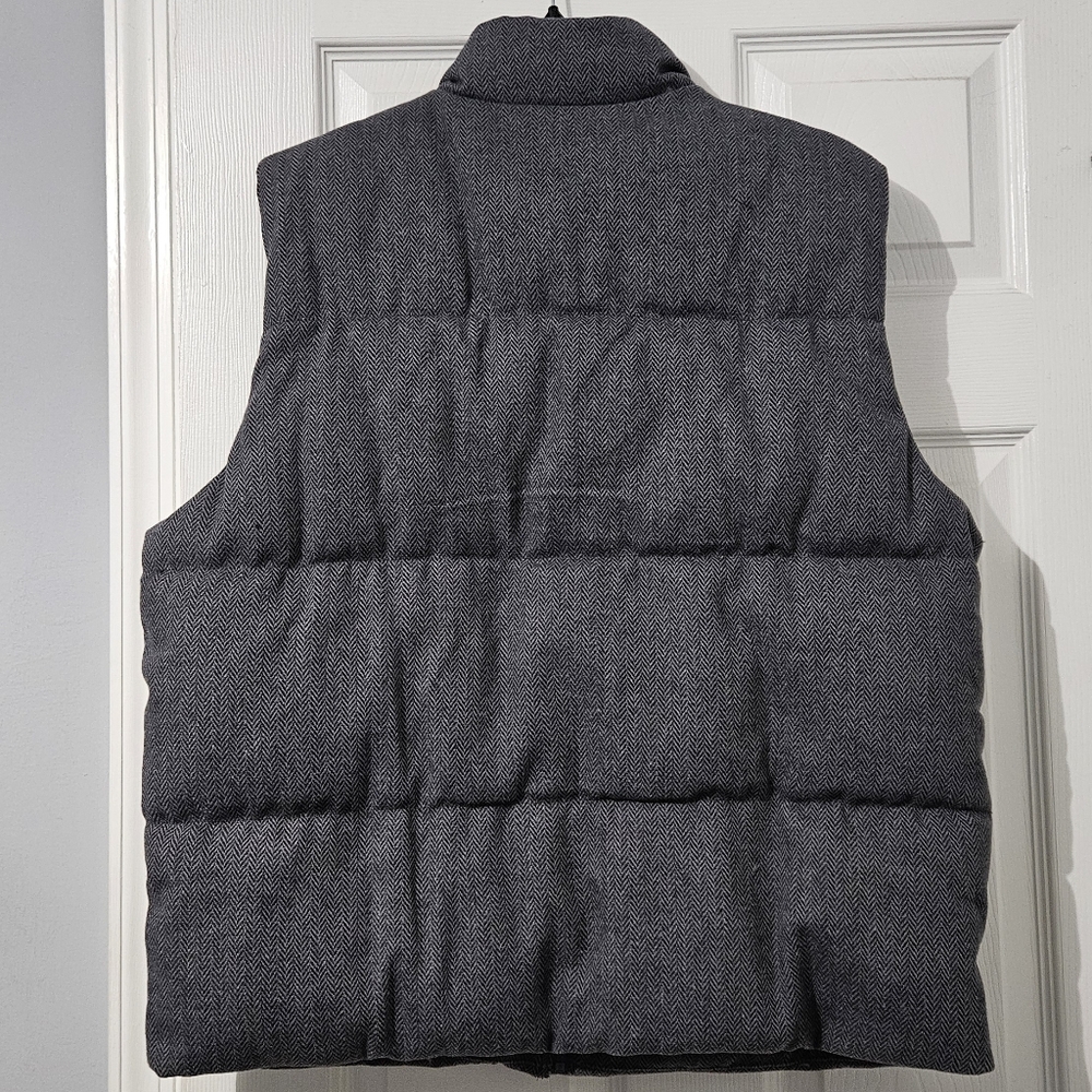 NWT: Men's Old Navy Frost Free Vest - Large - Picture 8 of 12